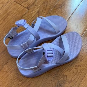 Lilac Chacos sandals, size 9 women’s